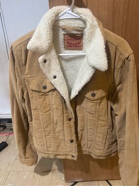 Levi's Tan Corduroy Jacket with Cream Sherpa Lining